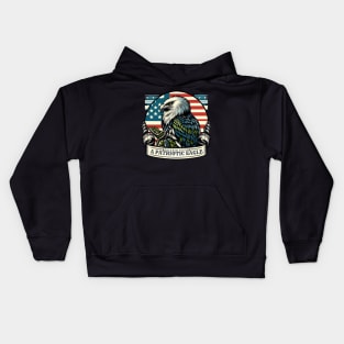 Freedom Wings: A Patriotic Eagle Design for the 4th of July Kids Hoodie